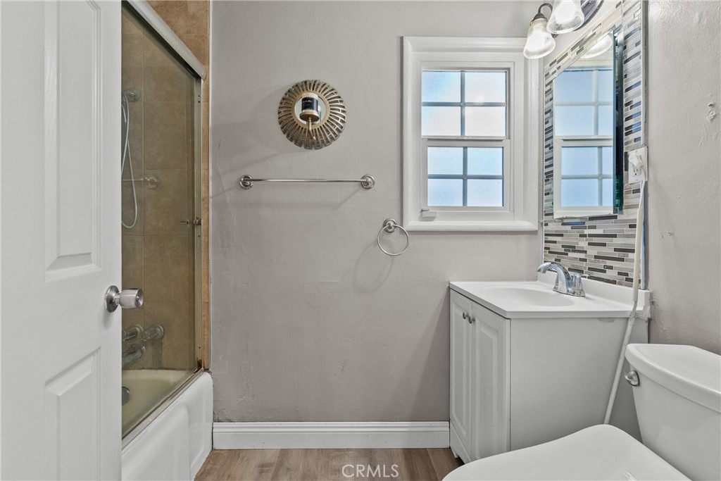 11648 Rives Avenue Downey, CA 90241 - Photo 35 of 58