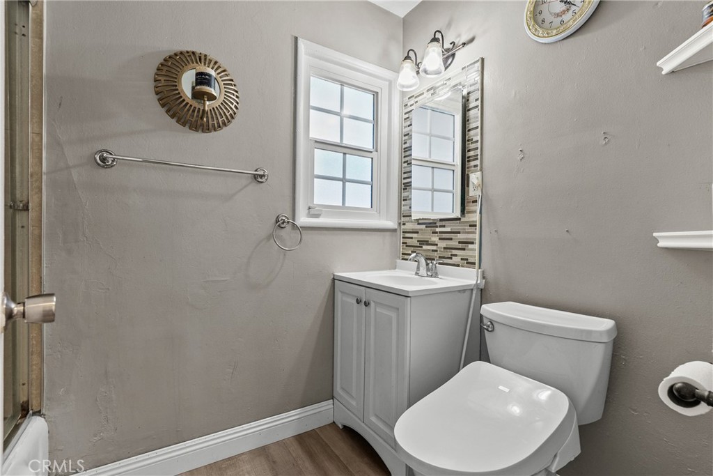 11648 Rives Avenue Downey, CA 90241 - Photo 36 of 58