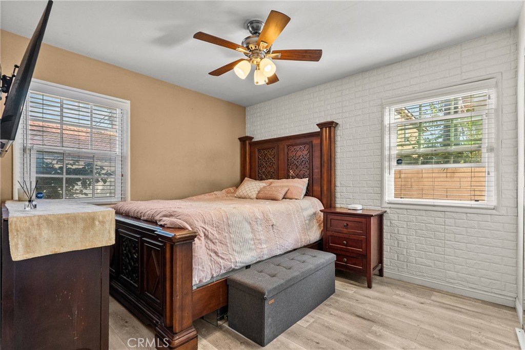 11648 Rives Avenue Downey, CA 90241 - Photo 37 of 58