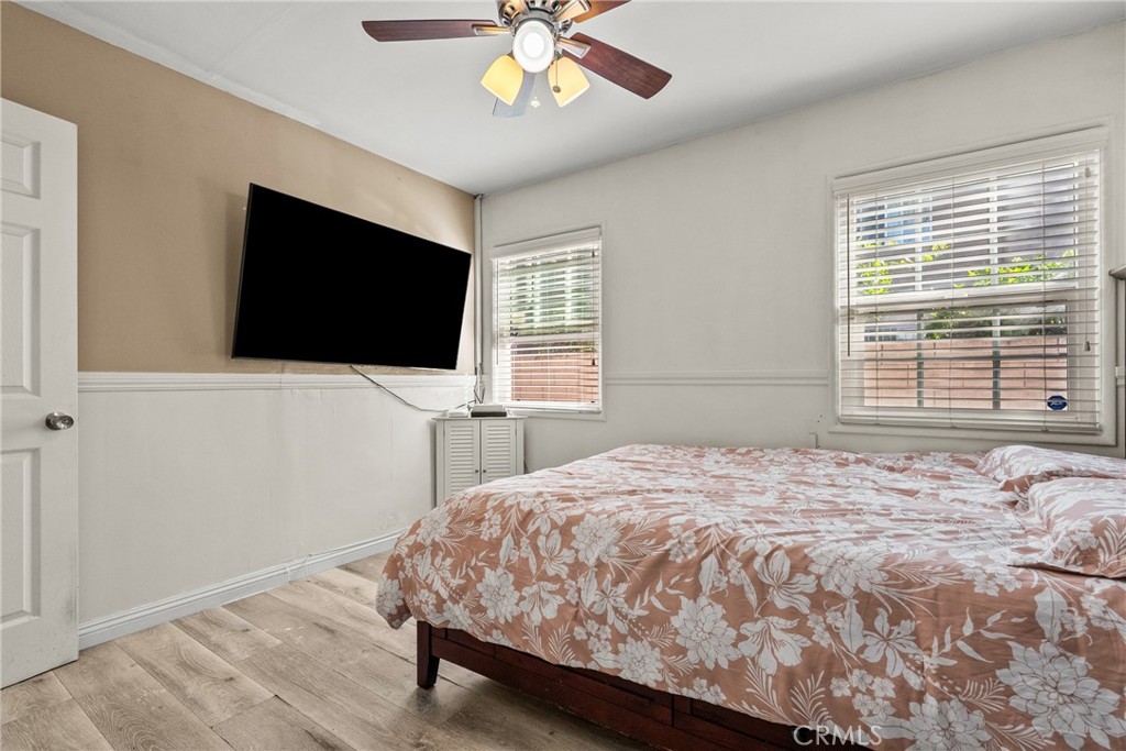 11648 Rives Avenue Downey, CA 90241 - Photo 41 of 58