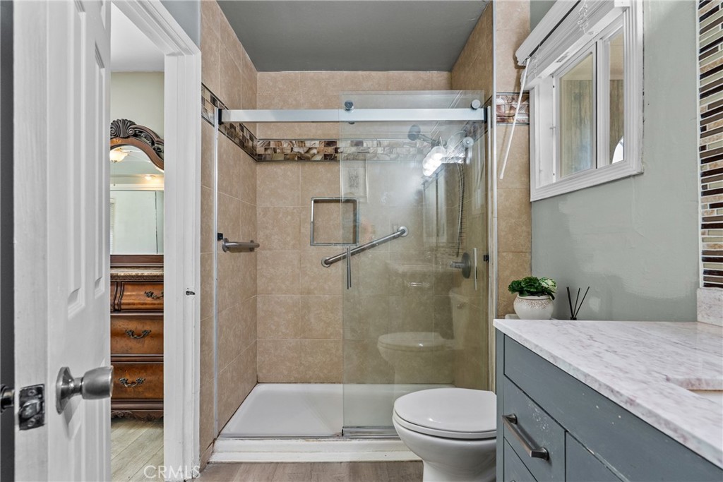 11648 Rives Avenue Downey, CA 90241 - Photo 47 of 58