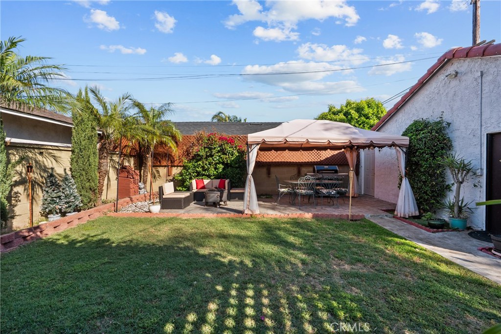 11648 Rives Avenue Downey, CA 90241 - Photo 52 of 58