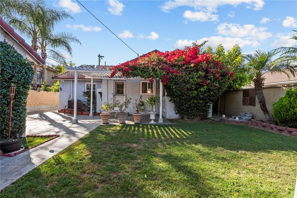 11648 Rives Avenue Downey, CA 90241 - Photo 55 of 58