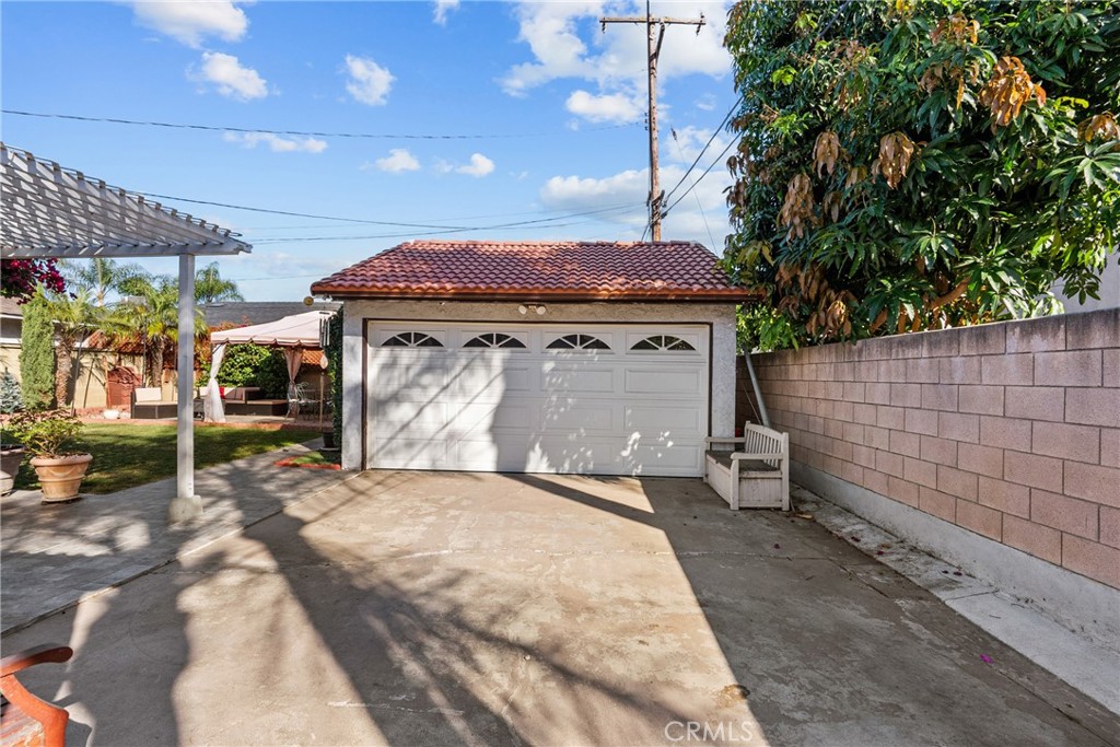 11648 Rives Avenue Downey, CA 90241 - Photo 57 of 58
