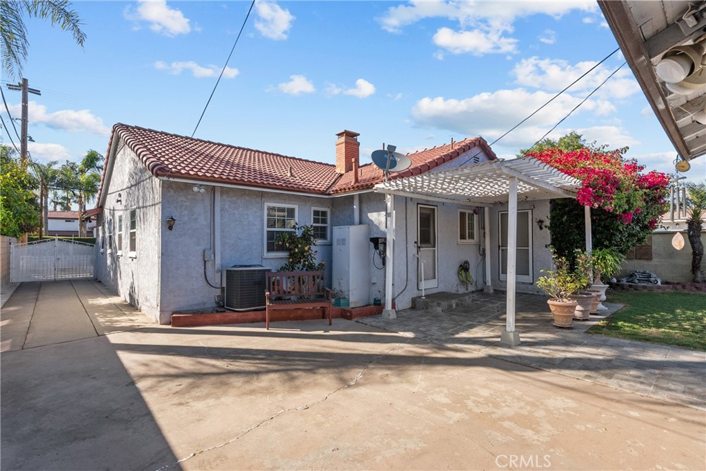 11648 Rives Avenue Downey, CA 90241 - Photo 58 of 58