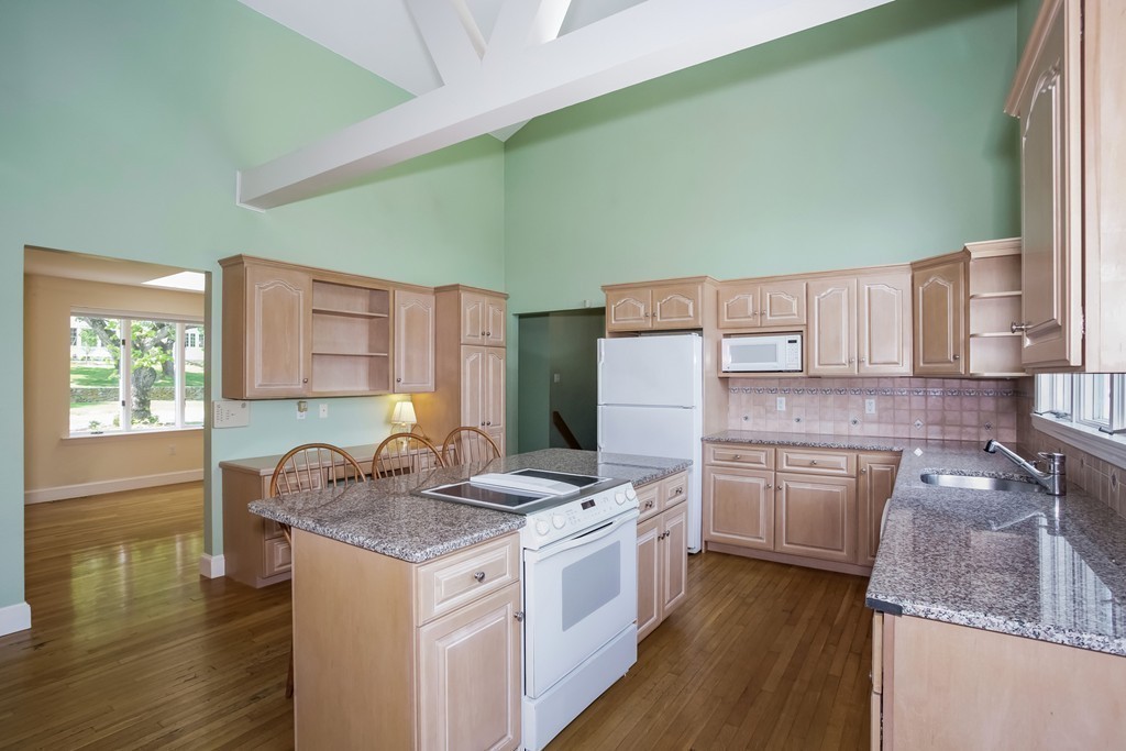 167 Bay Road Duxbury, MA 02332 - Photo 17 of 30 Gallery Image 17