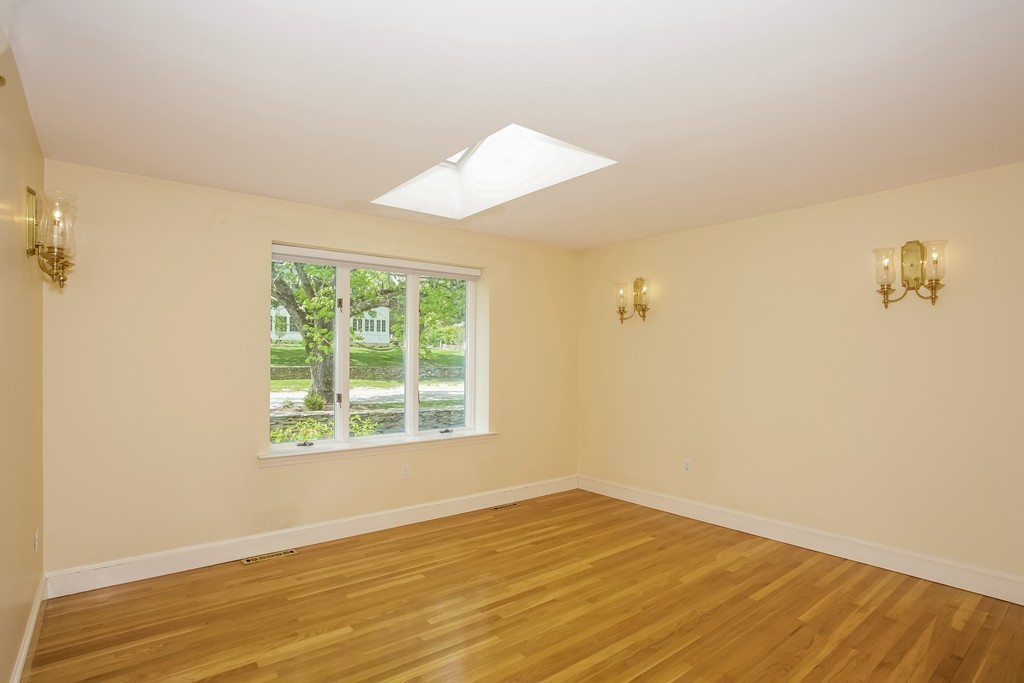 167 Bay Road Duxbury, MA 02332 - Photo 20 of 30 Gallery Image 20