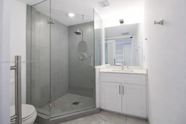$4,500 | 92 Southwest 3rd Street, Unit 4310, Miami, FL 33130