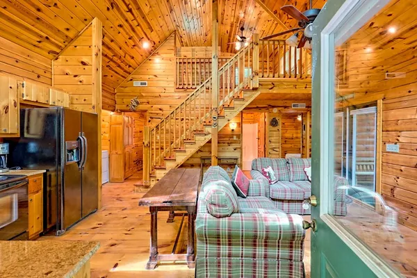 $274,900 | 105 Cozy Pne Lane, Murphy, NC 28906