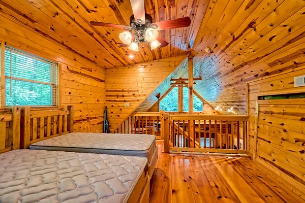 $274,900 | 105 Cozy Pne Lane, Murphy, NC 28906