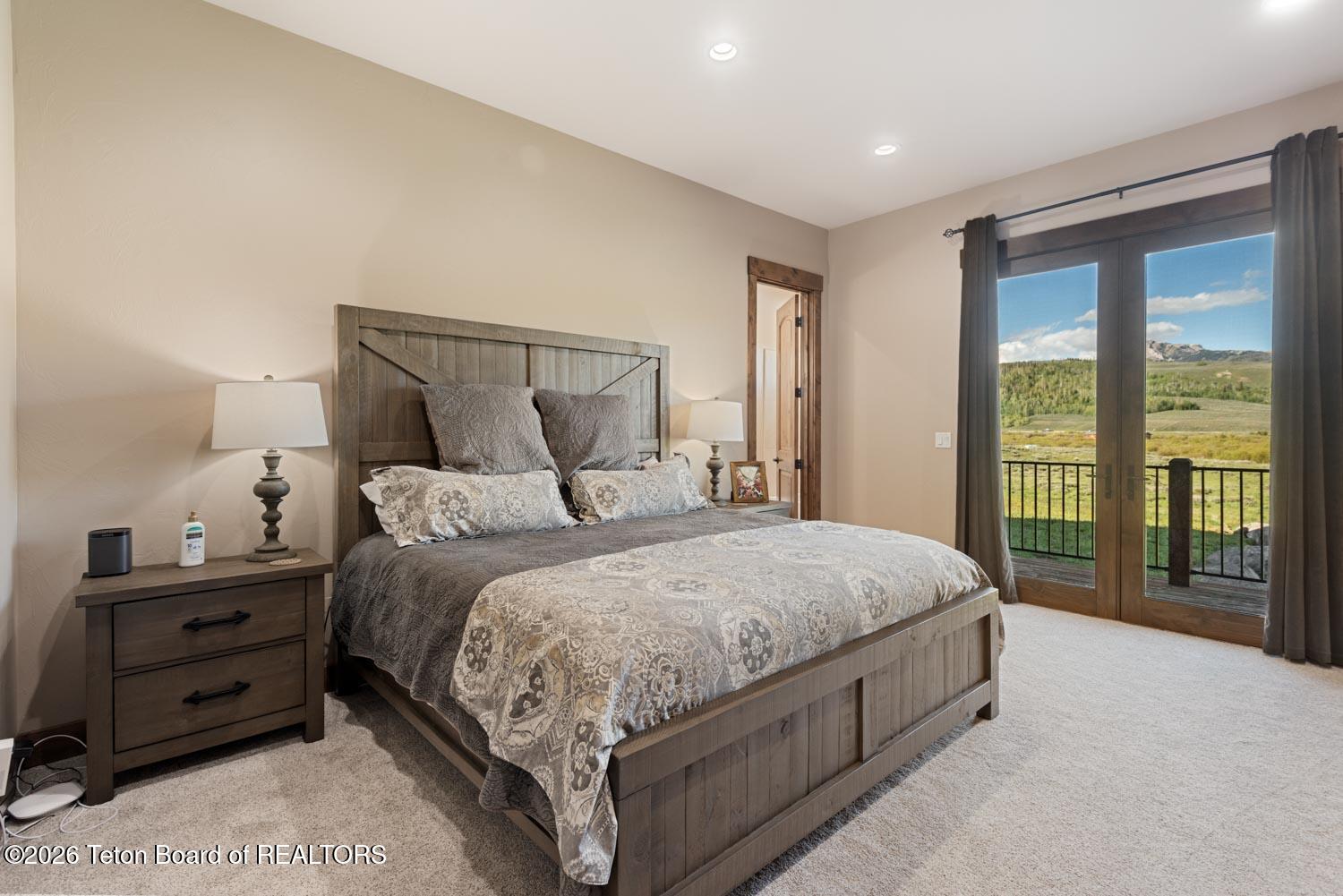 29 White Point Road Cora, WY 82925 - Photo 45 of 102 North bedroom suite