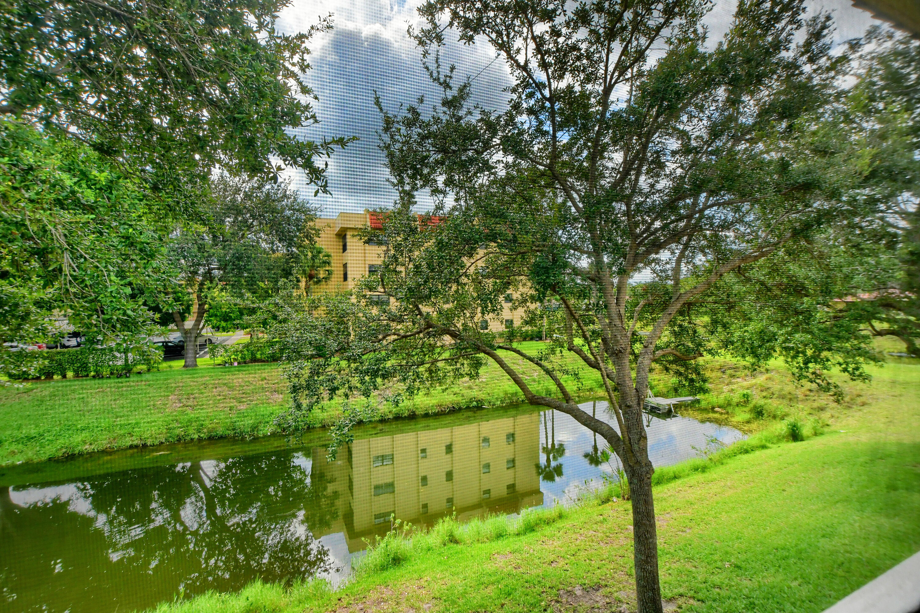 9826 Marina Boulevard, Unit 1027 Boca Raton, FL 33428 - Photo 21 of 25 22_ebf_1900-hdr(5)