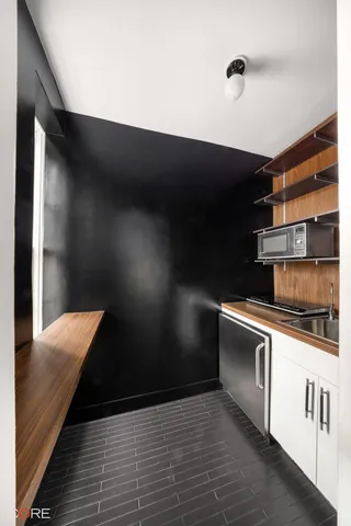 a view of a fireplace