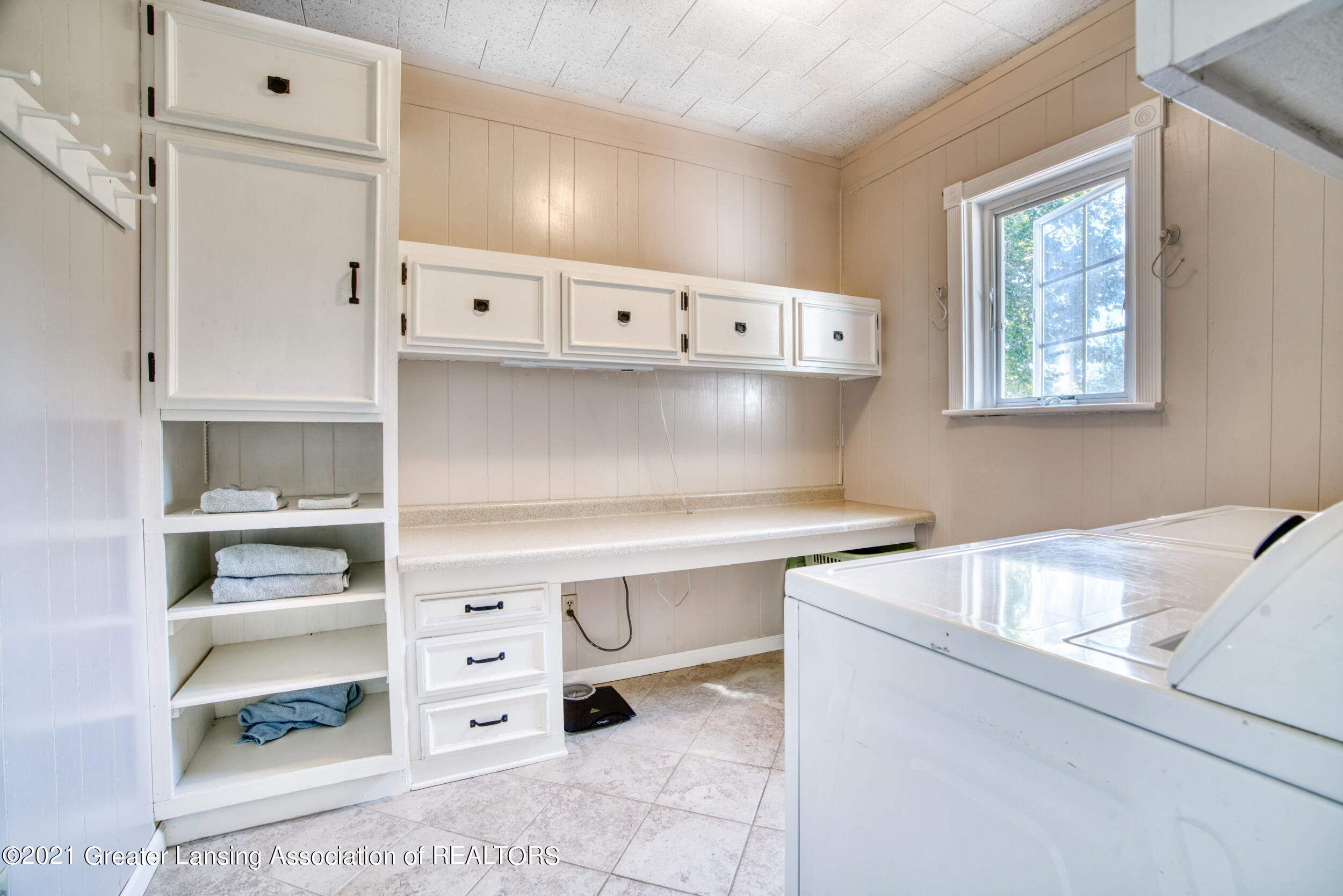 14723 Howe Road Portland, MI 48875 - Photo 24 of 61 DSC04744_10