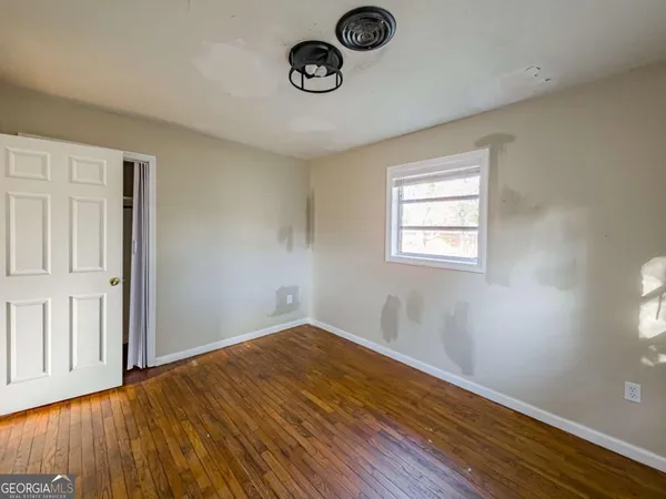 an empty room with a window