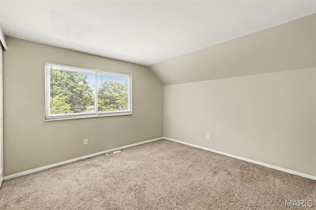 12115 Wensley Road Florissant, MO 63033 - Photo 17 of 20 Gallery Image 17