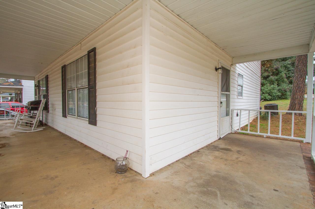 4310 Old Mill Road Anderson, SC 29621 - Photo 3 of 34 Gallery Image 3