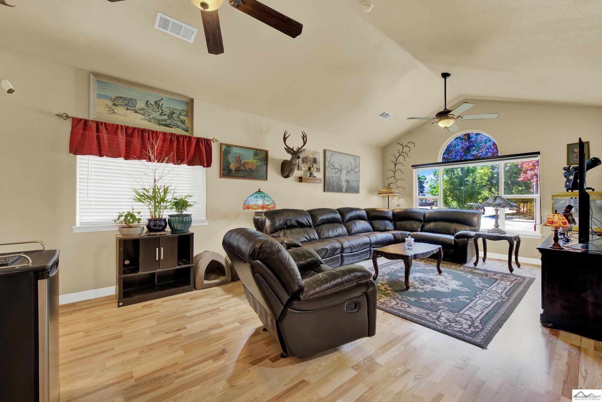 519 Fairview Avenue Corning, CA 96021 - Photo 17 of 75