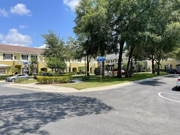 $2,650 | 7561 Tamarind Avenue, Tampa, FL 33625