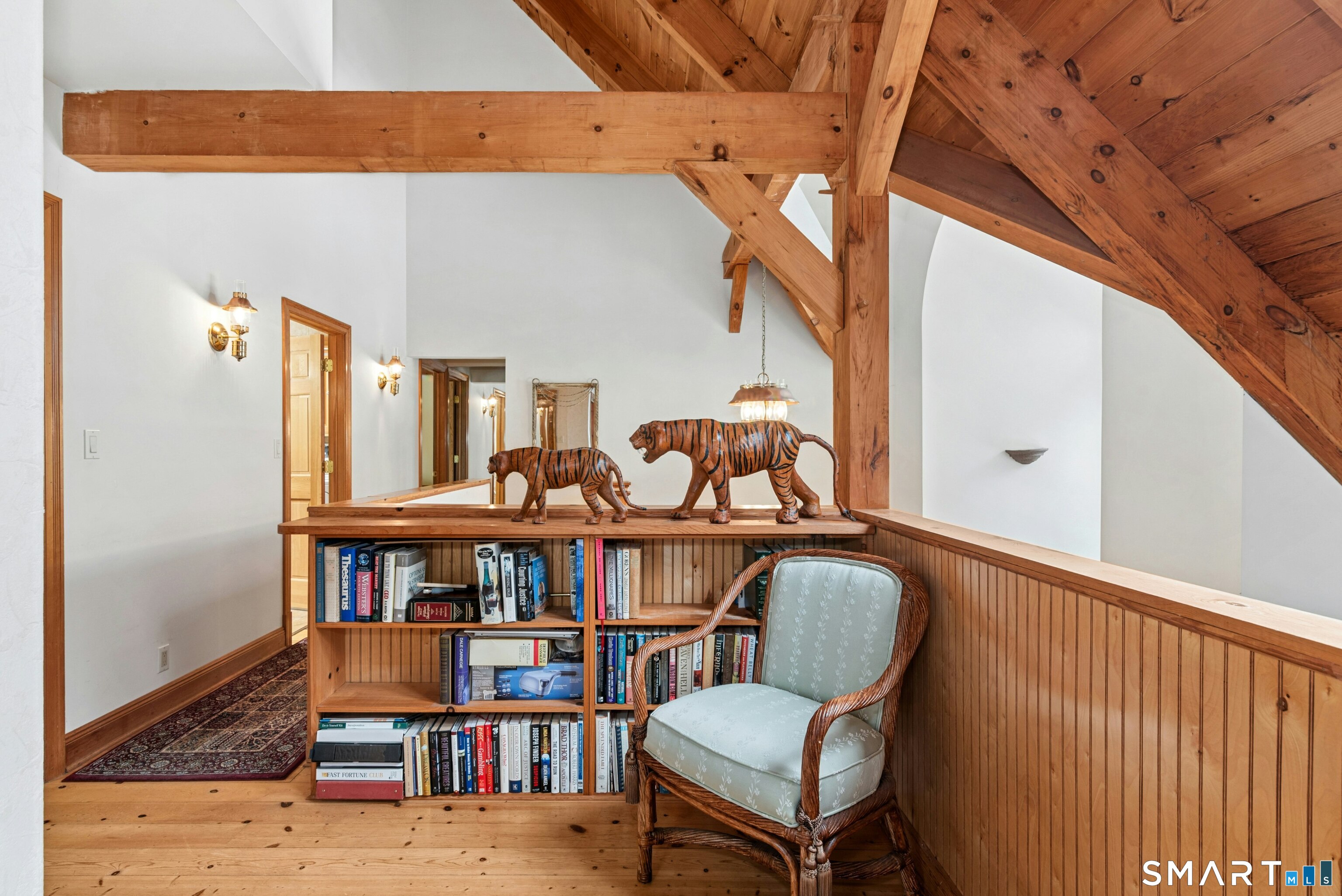 9 A Obtuse Rocks Road Brookfield, CT 06804 - Photo 25 of 35 Great reading nook or perfect for additional home office.