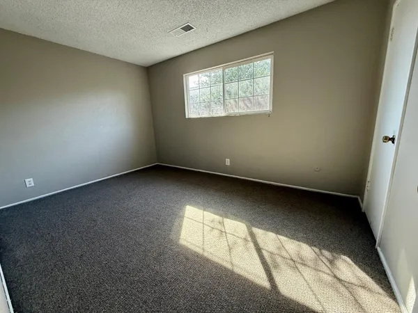 $315,000 | 1272 Bullard Avenue, Clovis, CA 93612