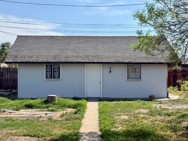 $315,000 | 1272 Bullard Avenue, Clovis, CA 93612