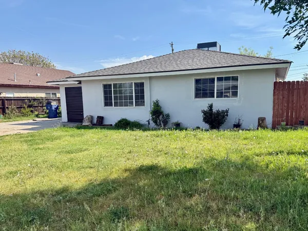 $315,000 | 1272 Bullard Avenue, Clovis, CA 93612