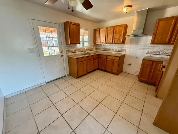 $315,000 | 1272 Bullard Avenue, Clovis, CA 93612