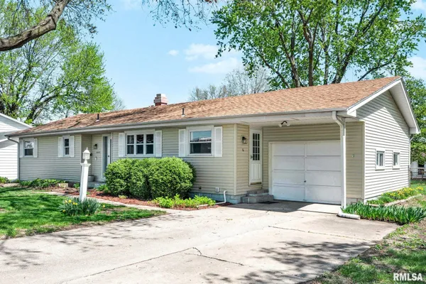 $190,000 | 2697 Costa Drive, Galesburg, IL 61401