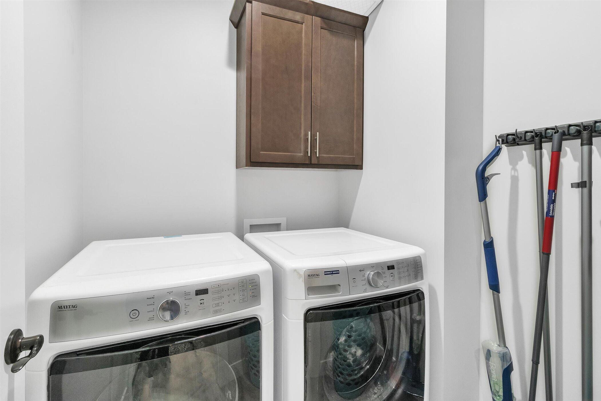 53759 Kathryn Road Paw Paw, MI 49079 - Photo 15 of 21 23-53759-Kathryn-Rd-WindowStill-Real-Est
