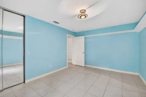 $460,000 | 2774 Livingston Lane, West Palm Beach, FL 33411