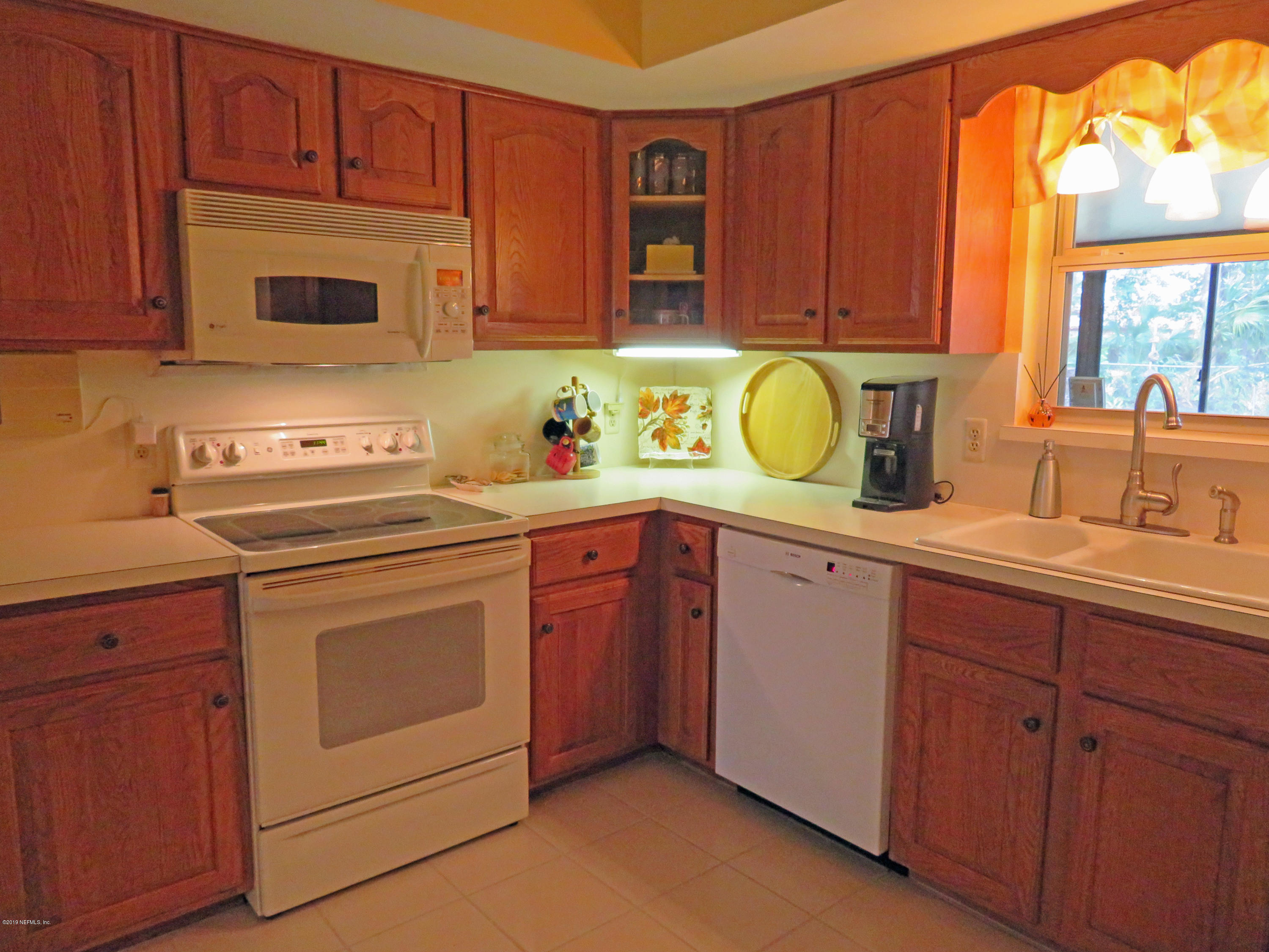 9131 Latimer Road East Jacksonville, FL 32257 - Photo 12 of 28 KITCHEN 3