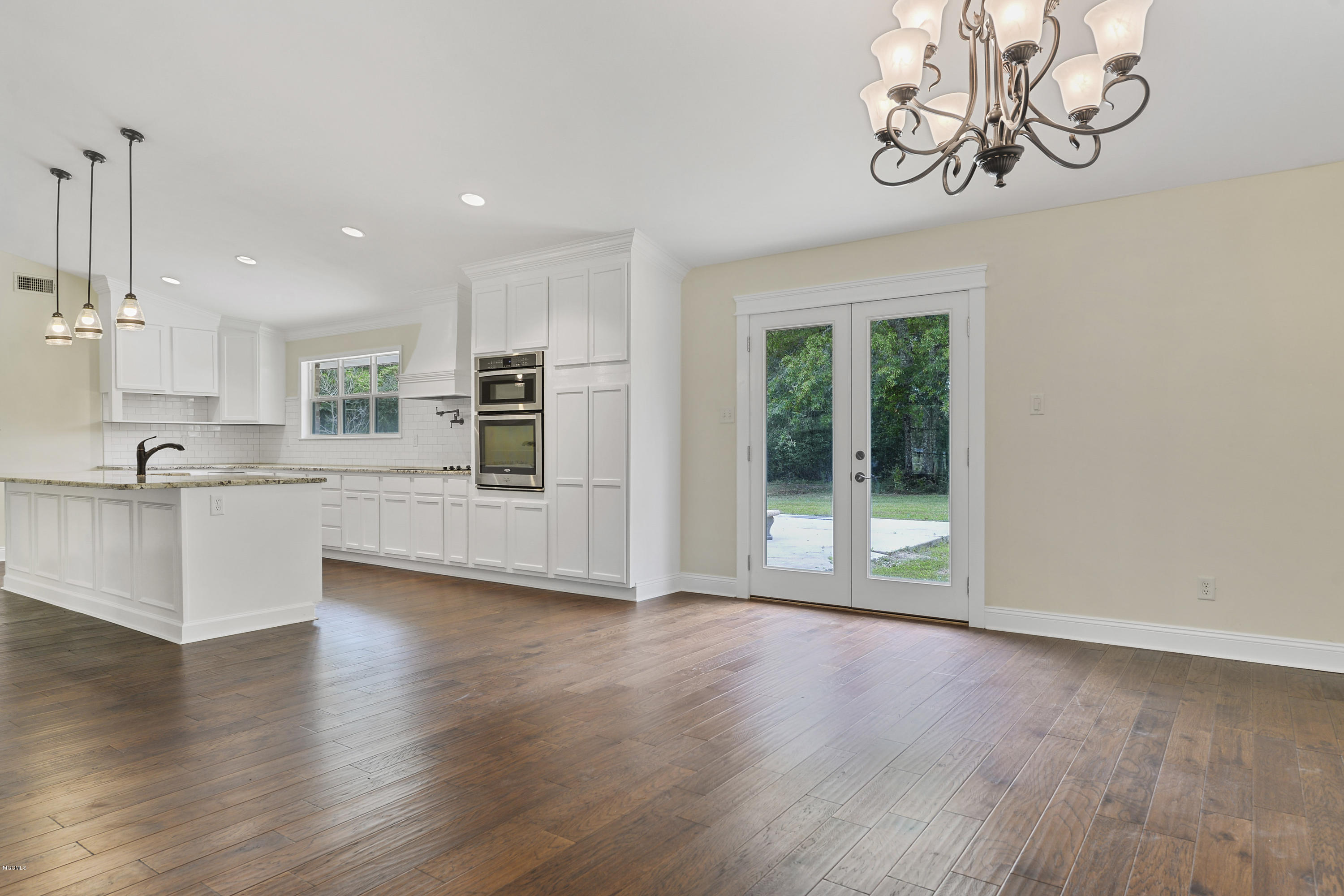 18740 White Plains Road Saucier, MS 39574 - Photo 8 of 38 008