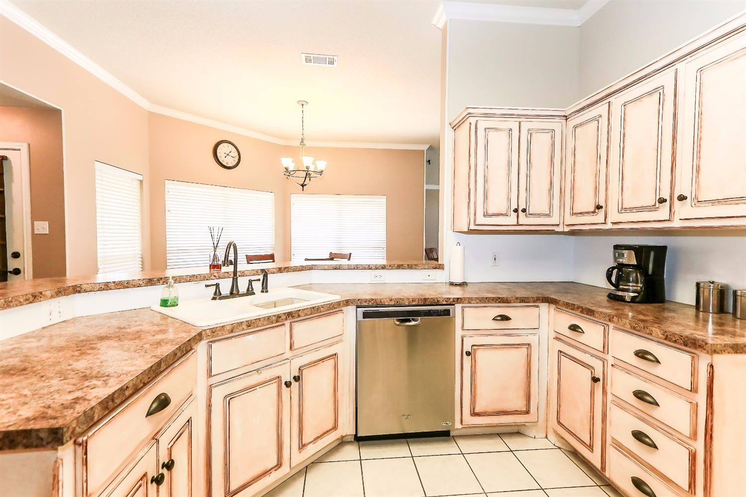 2902 87th Street Lubbock, TX 79423 - Photo 6 of 10 Add'l Kitchen