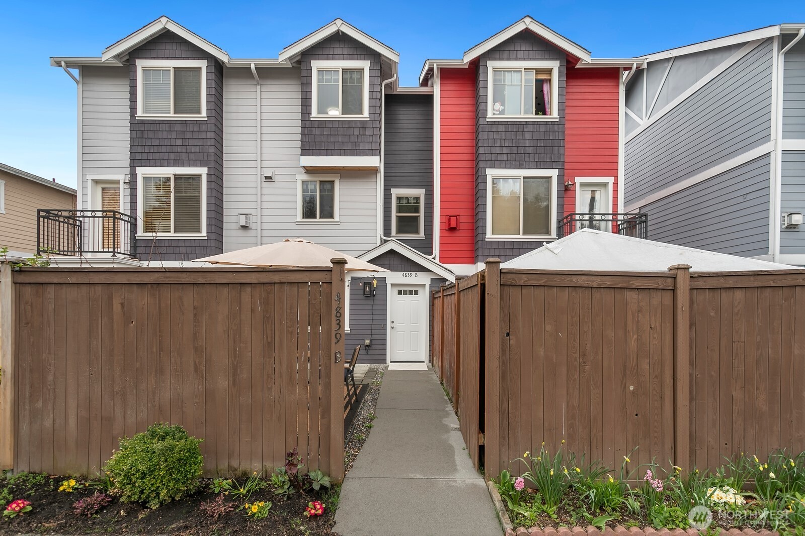 4839 Delridge Way Southwest, Unit B Seattle, WA 98106 - Photo 1 of 31 Gallery Image 1