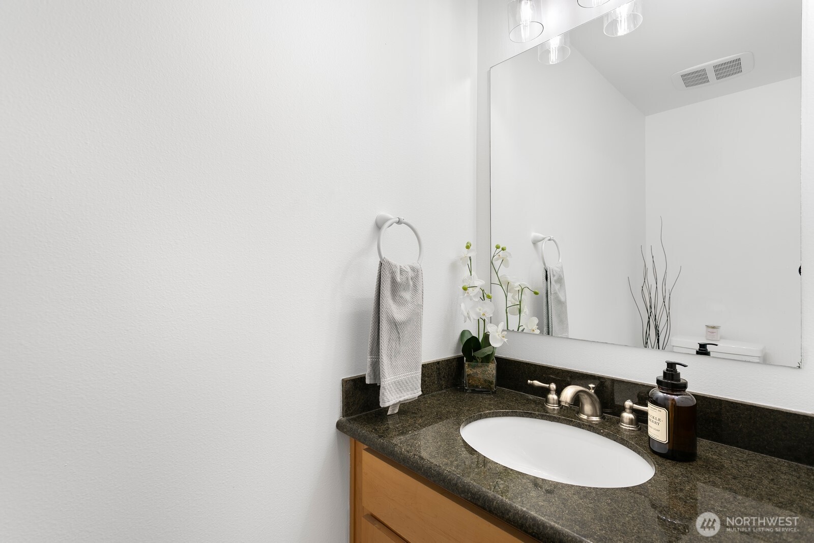4839 Delridge Way Southwest, Unit B Seattle, WA 98106 - Photo 26 of 31 Gallery Image 26