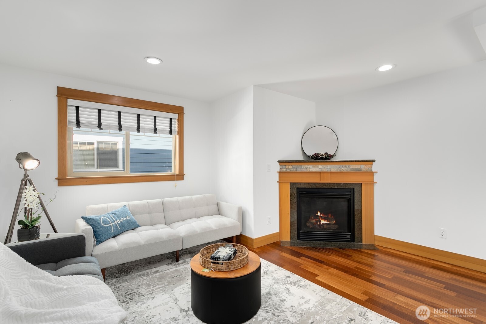 4839 Delridge Way Southwest, Unit B Seattle, WA 98106 - Photo 6 of 31 Gallery Image 6