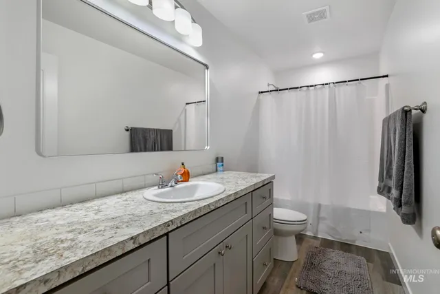 $535,000 | 247 Washington Street, Gooding, ID 83330