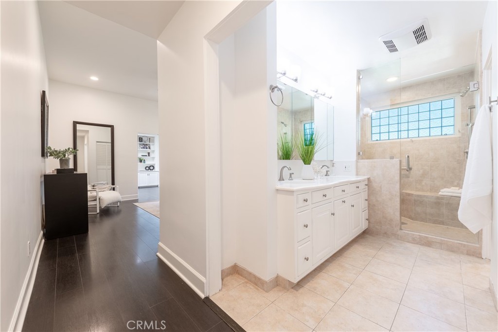 15514 High Knoll Road Encino, CA 91436 - Photo 16 of 35