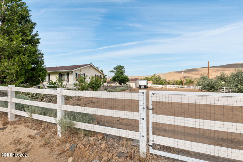 15 Connie Way Reno, NV 89521 - Photo 20 of 32 15 Connie Way (37 of 39)