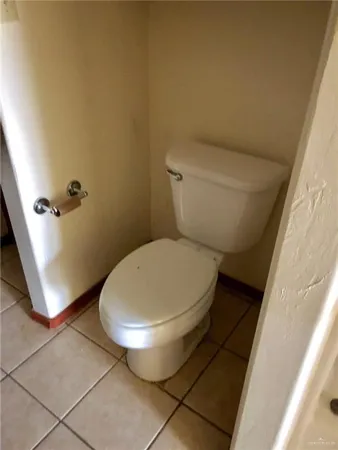 $780 | 2000 Circle Drive, Unit 6, Mission, TX 78572
