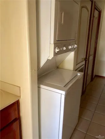 $780 | 2000 Circle Drive, Unit 6, Mission, TX 78572