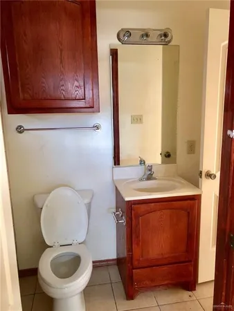 $780 | 2000 Circle Drive, Unit 6, Mission, TX 78572