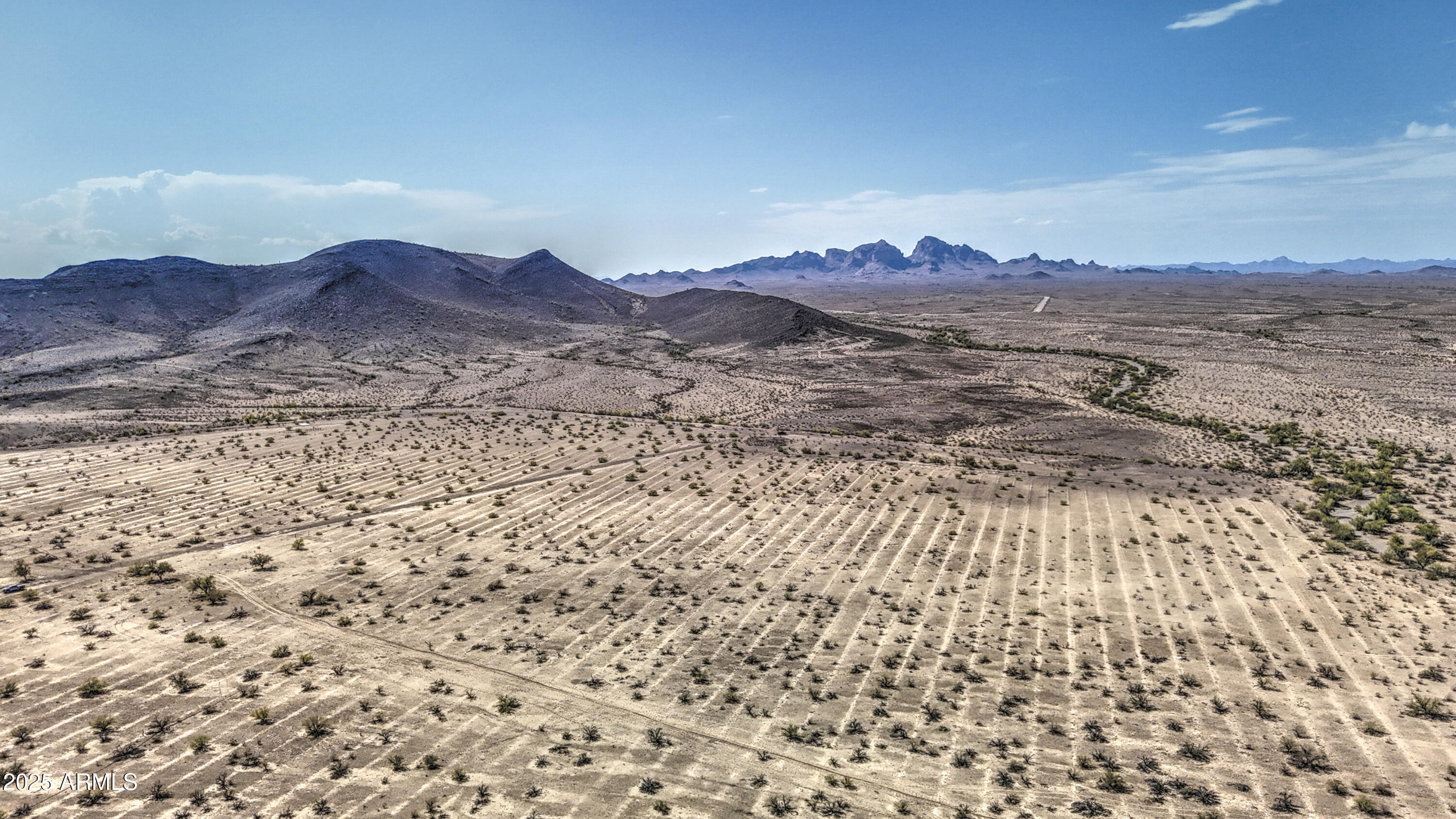 0 West Elliot Road, Unit 40150011A Tonopah, AZ 85354 - Photo 16 of 53 a view of a sky from a balcony