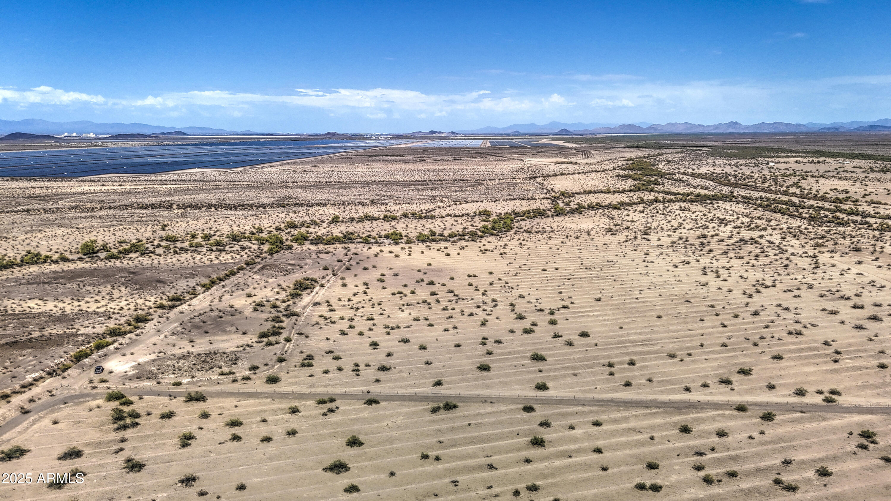 0 West Elliot Road, Unit 40150011A Tonopah, AZ 85354 - Photo 47 of 53 a view of an ocean