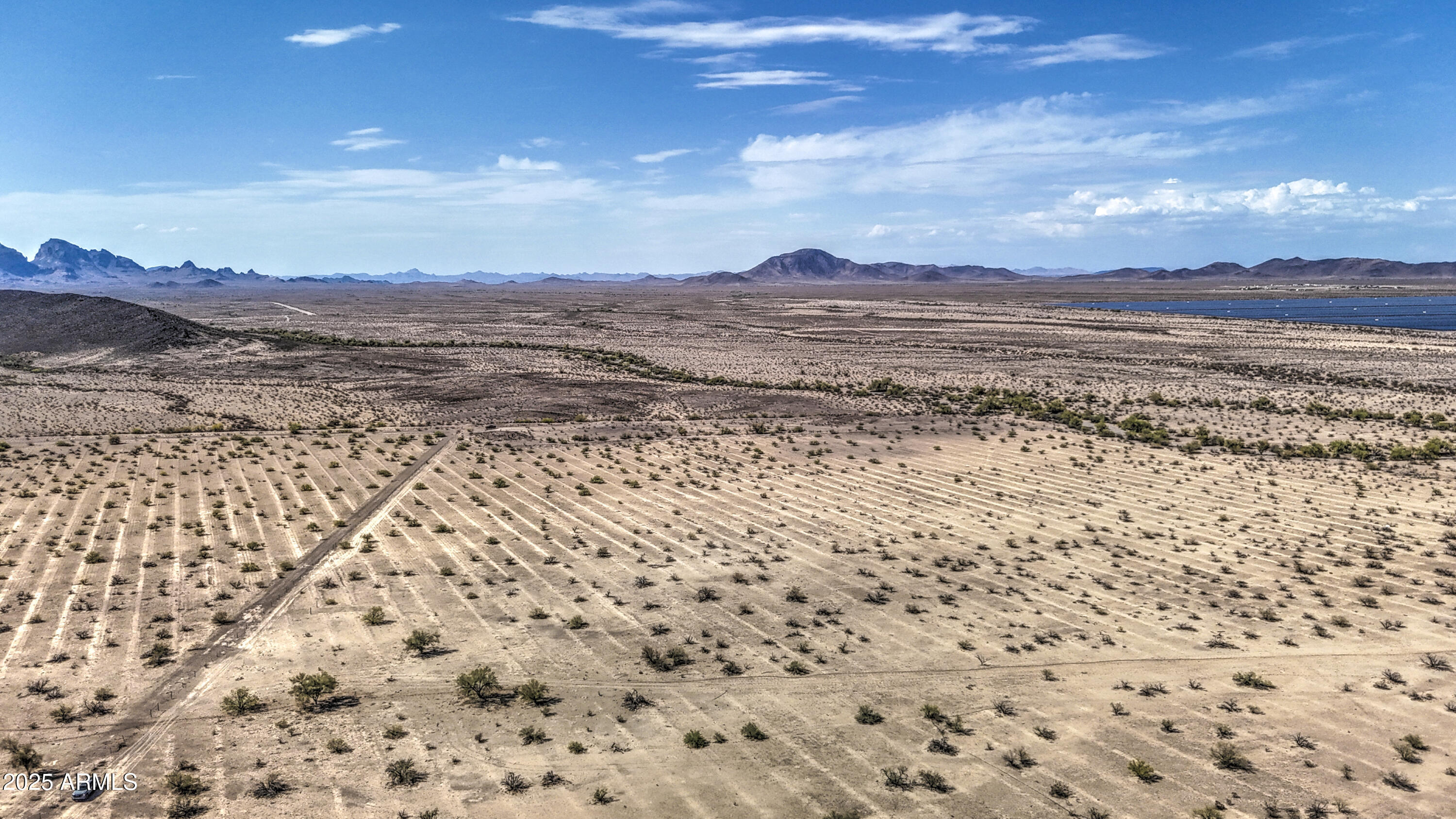 0 West Elliot Road, Unit 40150011A Tonopah, AZ 85354 - Photo 8 of 53 a view of ocean view with beach