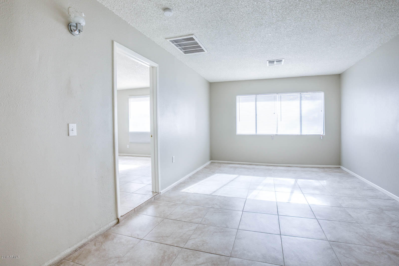 8244 West Osborn Road Phoenix, AZ 85033 - Photo 12 of 24 Separate Office or Den