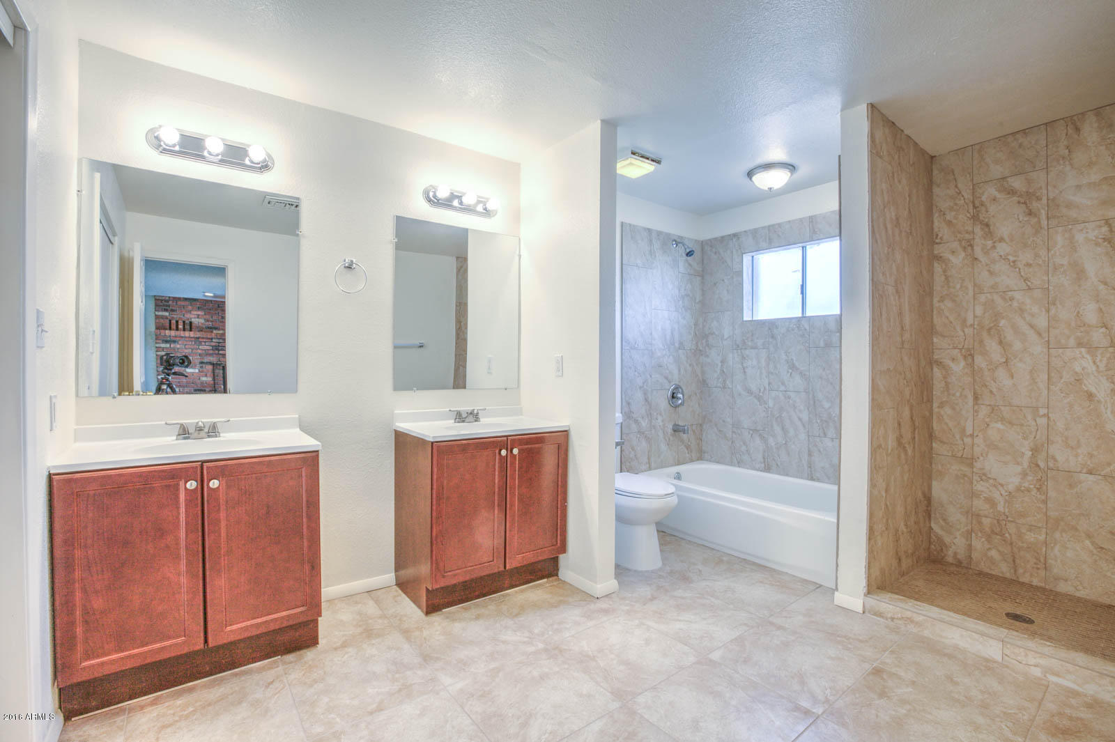 8244 West Osborn Road Phoenix, AZ 85033 - Photo 15 of 24 Master Bathroom
