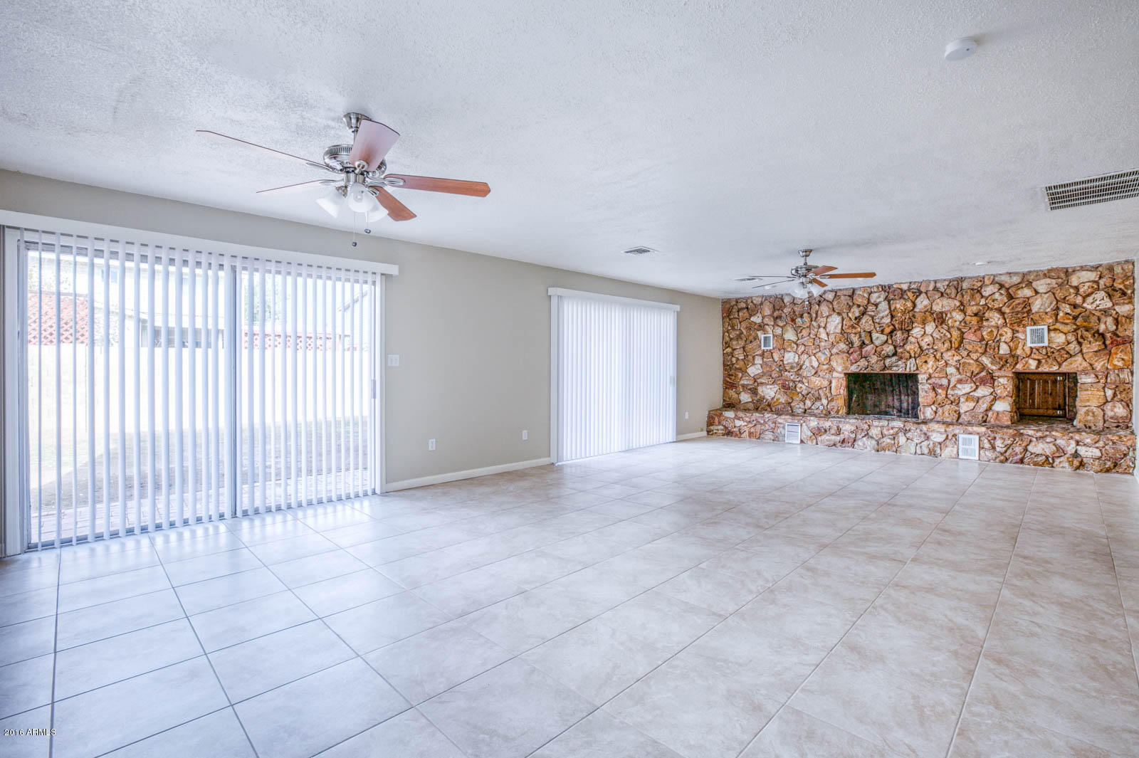 8244 West Osborn Road Phoenix, AZ 85033 - Photo 9 of 24 Great Room