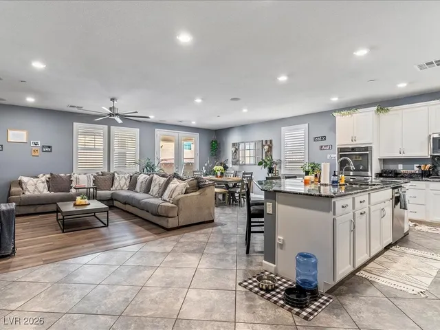 $600,000 | 2442 Fanano Street, Henderson, NV 89044